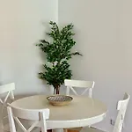 - Cozy And Quiet Appartement *